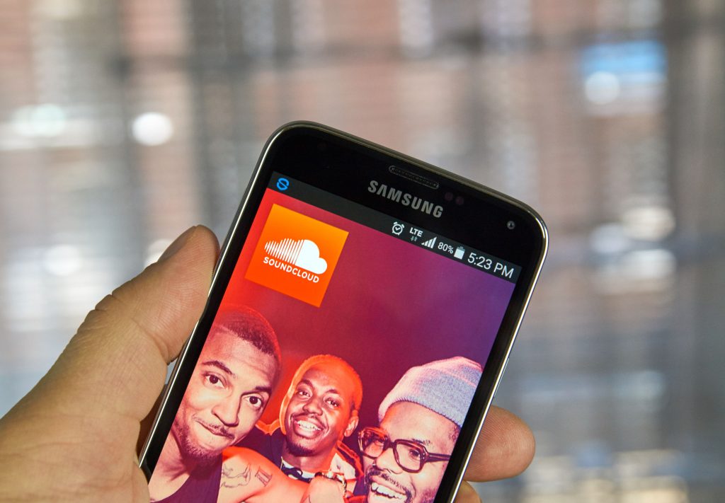 54843122 - montreal, canada - april 7, 2016 - soundcloud application on samsung s5's screen. soundcloud is a global online audio distribution platform based in berlin, germany.
