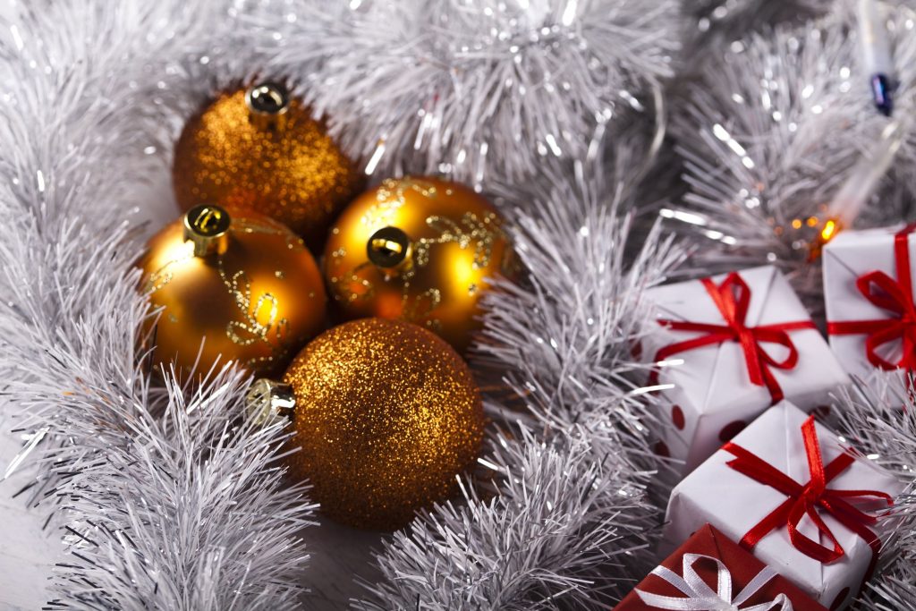 10829978 - christmas background with baubles and gift
